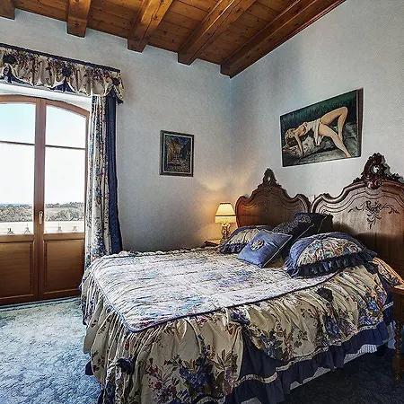 Le Chateau De Lese Hotel