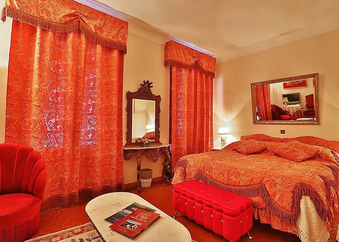 Le Chateau De Lese Отель 4*