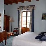 Hotel Le Chateau De Lese