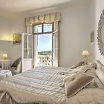 Hotel Le Chateau De Lese 4*