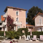 Hotel Le Chateau De Lese