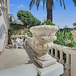 Le Chateau De Lese Hotel 4*