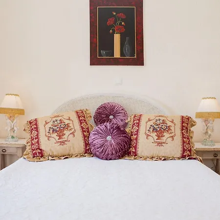 Hotel Le Chateau De Lese