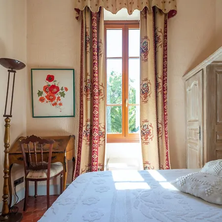 Le Chateau De Lese Hotel