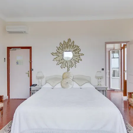 Hotel Le Chateau De Lese