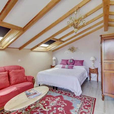 Hotel Le Chateau De Lese 4*