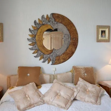 Le Chateau De Lese 4*