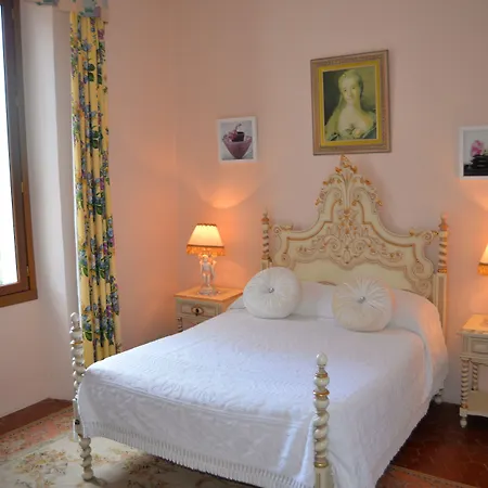 Le Chateau De Lese Hotel 4*