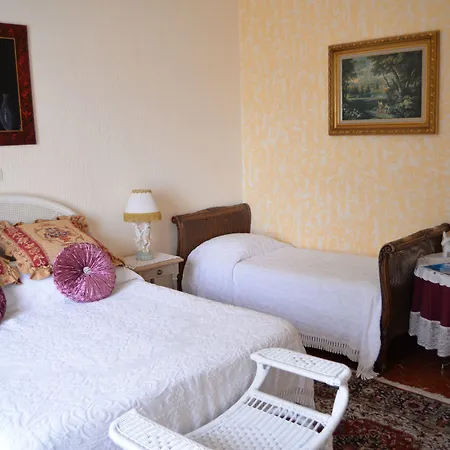 Le Chateau De Lese Hotel 4*