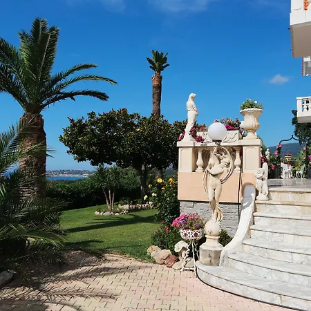 Hotel Le Chateau De Lese La Croix-Valmer