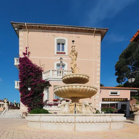 Le Chateau De Lese La Croix-Valmer