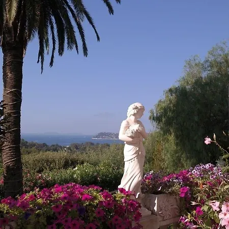 Le Chateau De Lese La Croix-Valmer