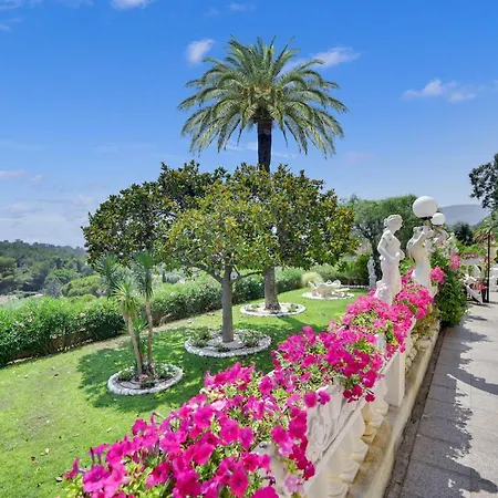 Le Chateau De Lese 4* La Croix-Valmer
