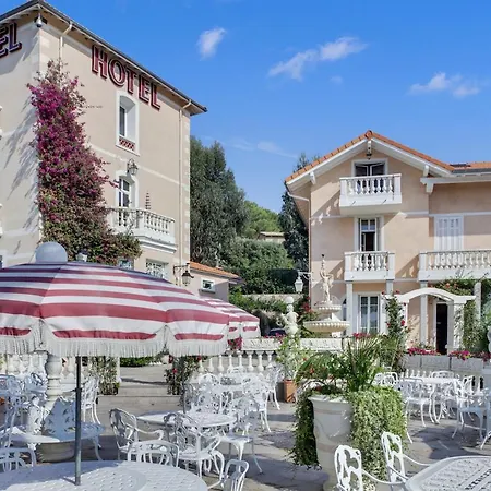 Le Château De Lese Hotel 4*