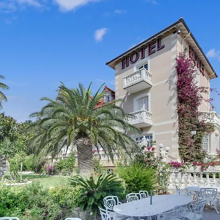 Le Château De Lese