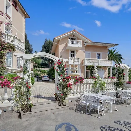 Le Chateau De Lese Hotel La Croix-Valmer