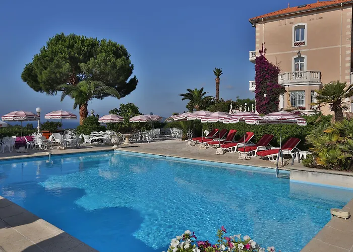 Le Chateau De Lese 4*